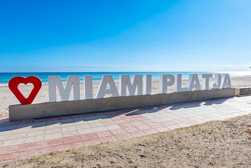 Ferienwohnung Luxury Casa Con Piscina, Wifi, 150M Dal Mare Miami Playa Exterior foto
